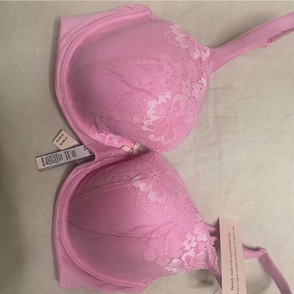 Victoria Secret Pink Lace Body Bra Size 34DD